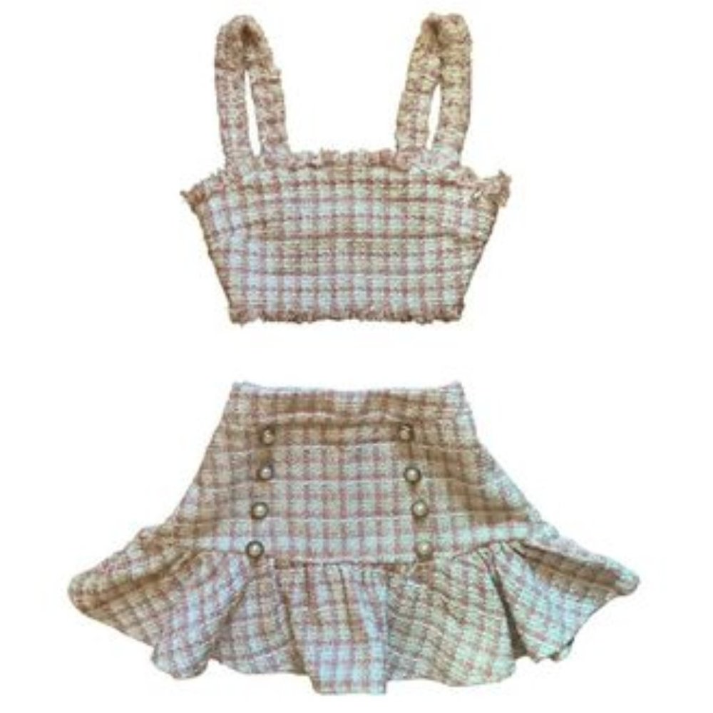 TWO PIECE MATCHING SET CROP TOP AND MINI FLARE PLEADED SKIRT IN DELICATE PINK PL